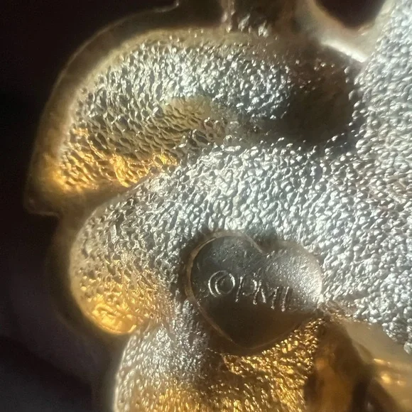 Precious Moments vintage signed Gods promises are sure brooch/goldtone/dangle - Picture 3 of 4